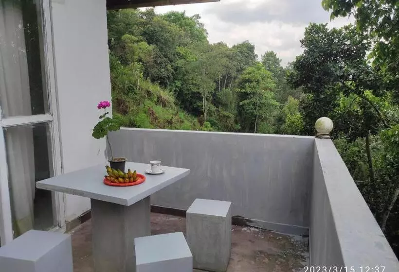 Aamiaismajoitus (B&B) Suba S Home Stay