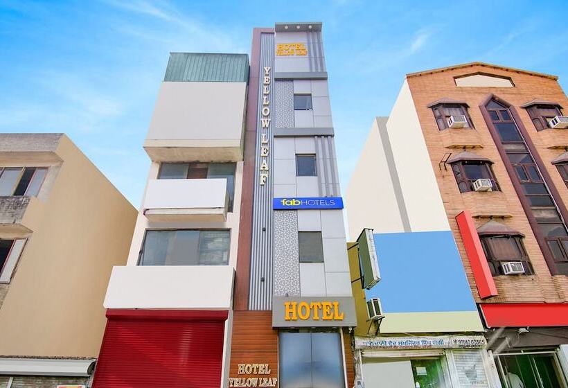 Fabhotel Yellow Leaf