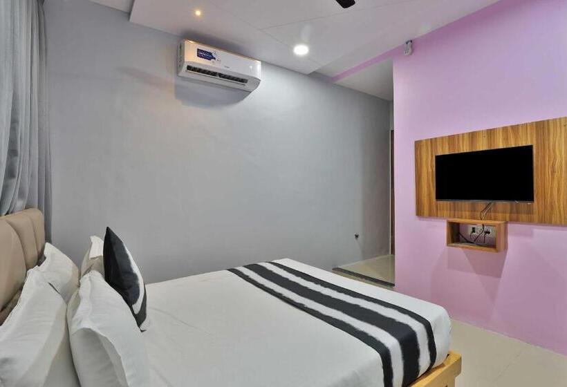 Hotel Oyo 81057  Rivanta