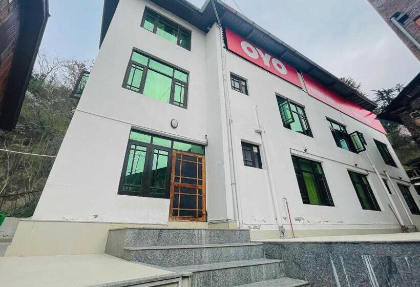 Hotel Oyo Flagship 81045 East Lodge