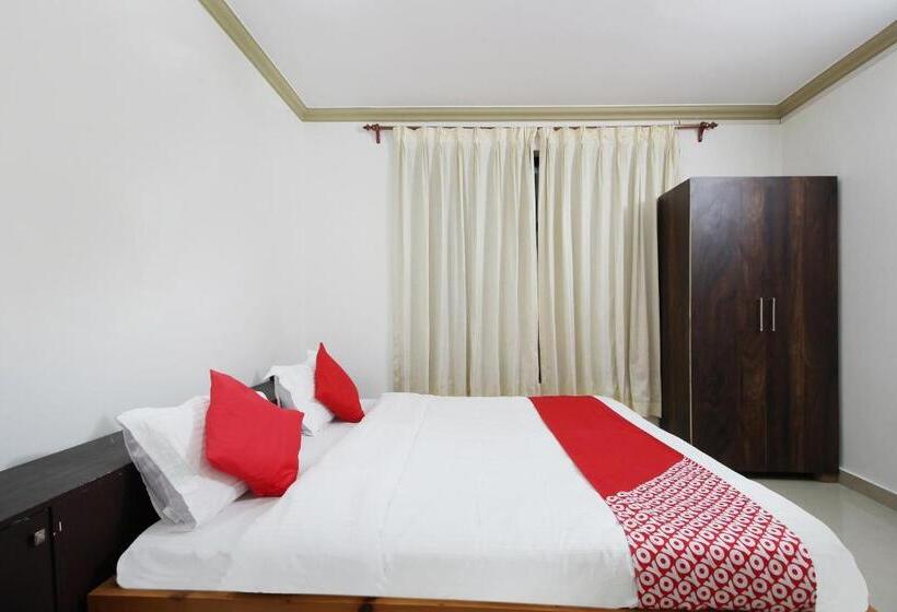 Hotel Oyo Flagship 81045 East Lodge