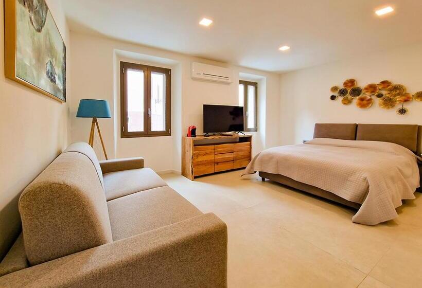 Pansiyon Murphy Holiday Home Camera Matrimoniale Angioy