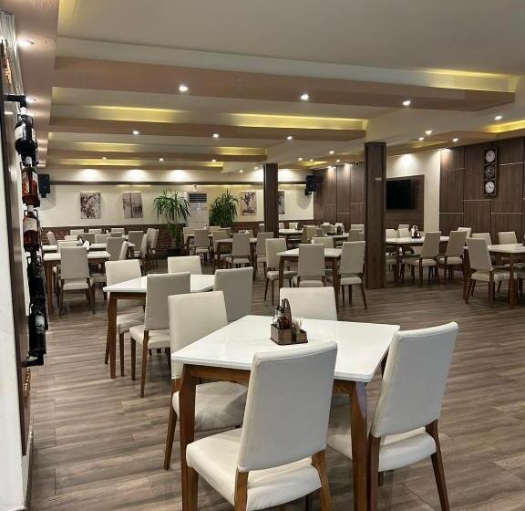 تختخواب و صبحانه Apartments & Restaurant Despina