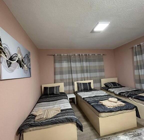 تختخواب و صبحانه Apartments & Restaurant Despina