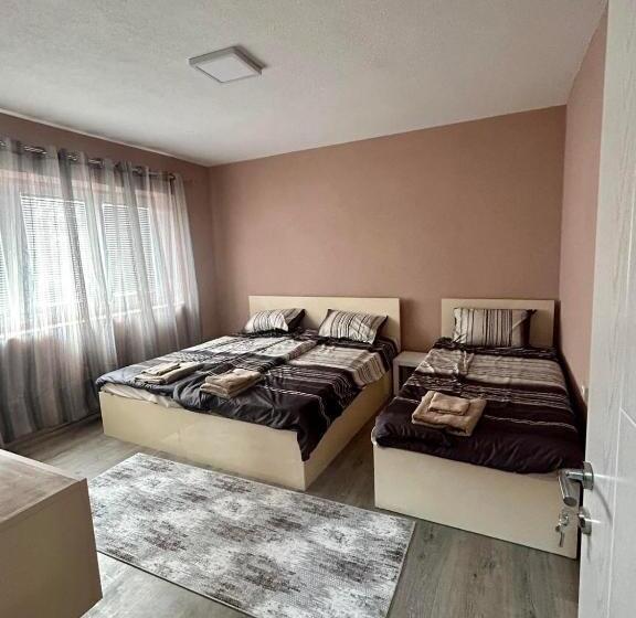 تختخواب و صبحانه Apartments & Restaurant Despina