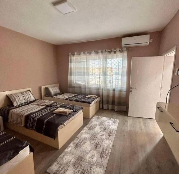 تختخواب و صبحانه Apartments & Restaurant Despina