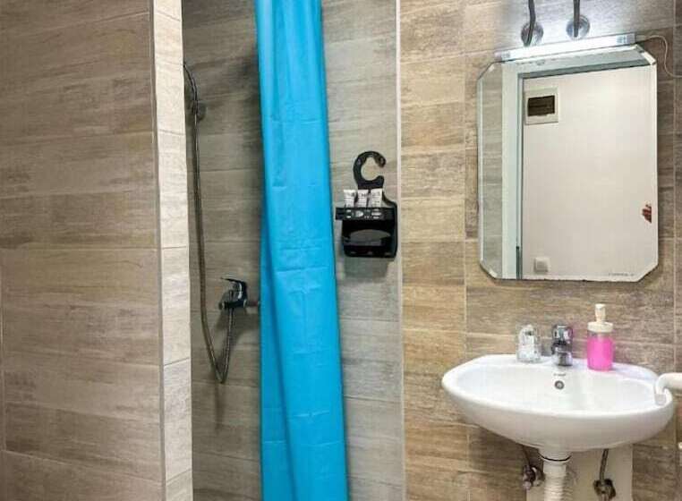 تختخواب و صبحانه Sereni̇ta Stone House