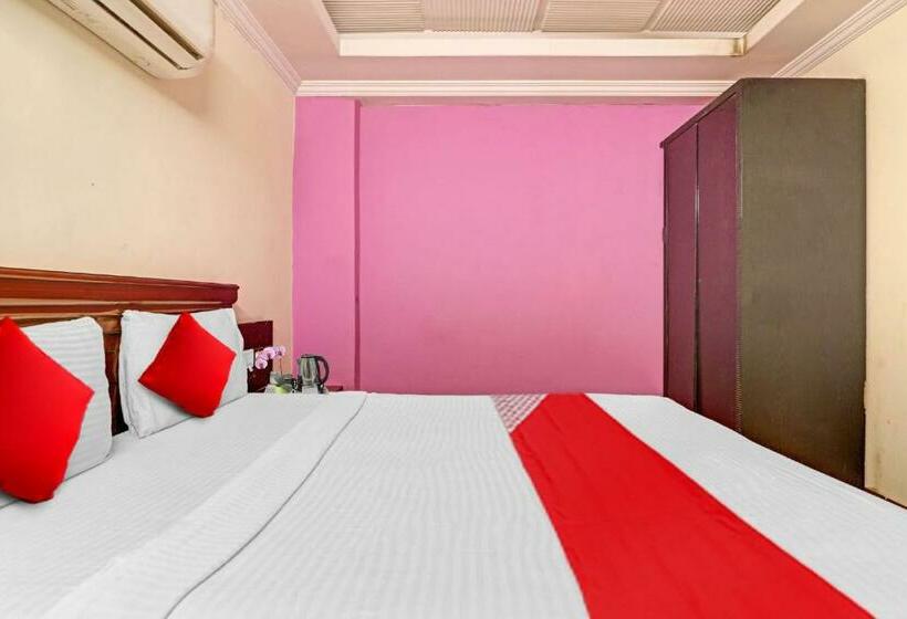 Hotel Collection O 81027 Sai Paradise Luxury Rooms