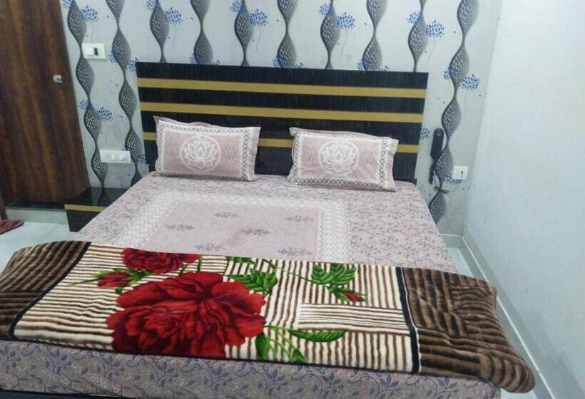 酒店 Collection O 810350  Imperial Crown