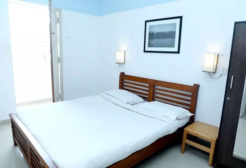 Hotelli Seashore Beach House