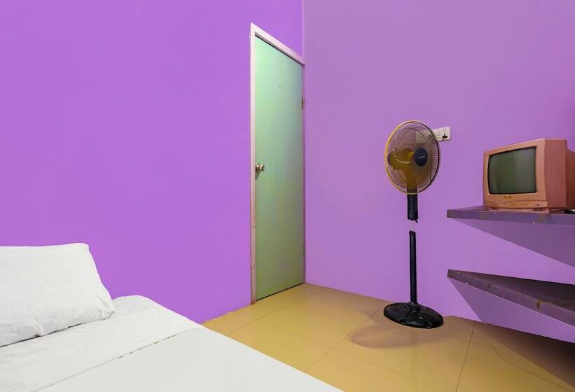 هتل Spot On 92389 Fendi Homestay Syariah