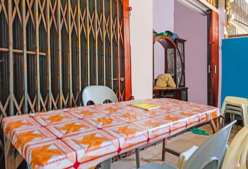 هتل Spot On 92389 Fendi Homestay Syariah