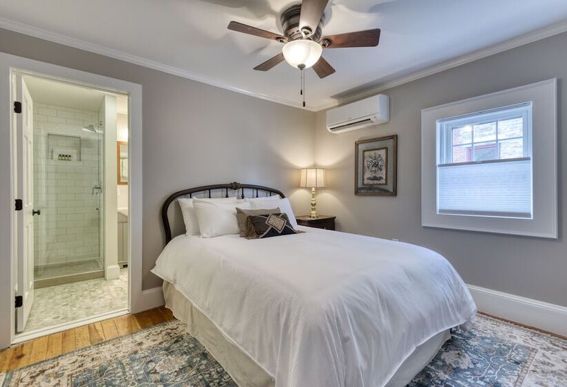 הוסטל The Park Inn