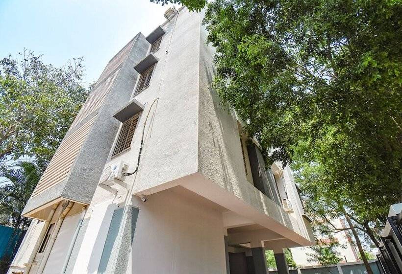 Fabhotel Skylight Studio Rooms