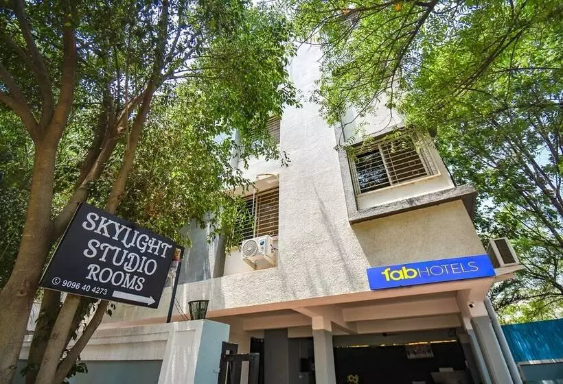 Fabhotel Skylight Studio Rooms