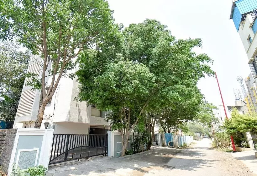 Fabhotel Skylight Studio Rooms