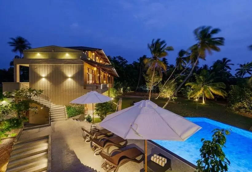 Hotelli Kiss Blossom