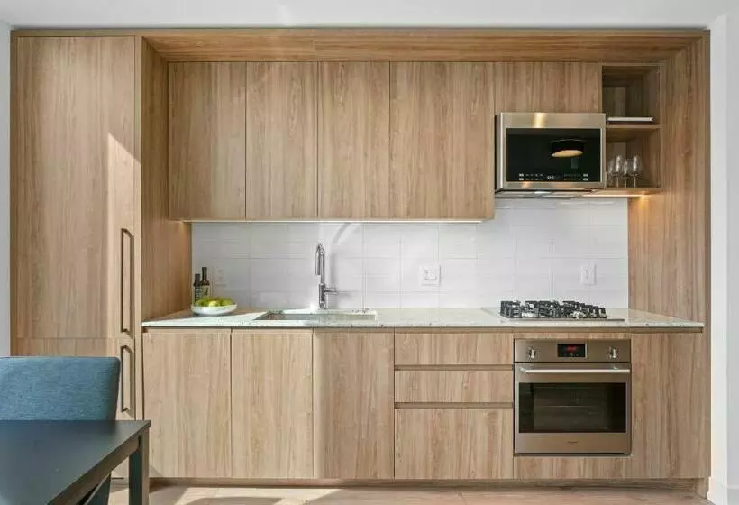 Hotelli Level Long Beach   East Village