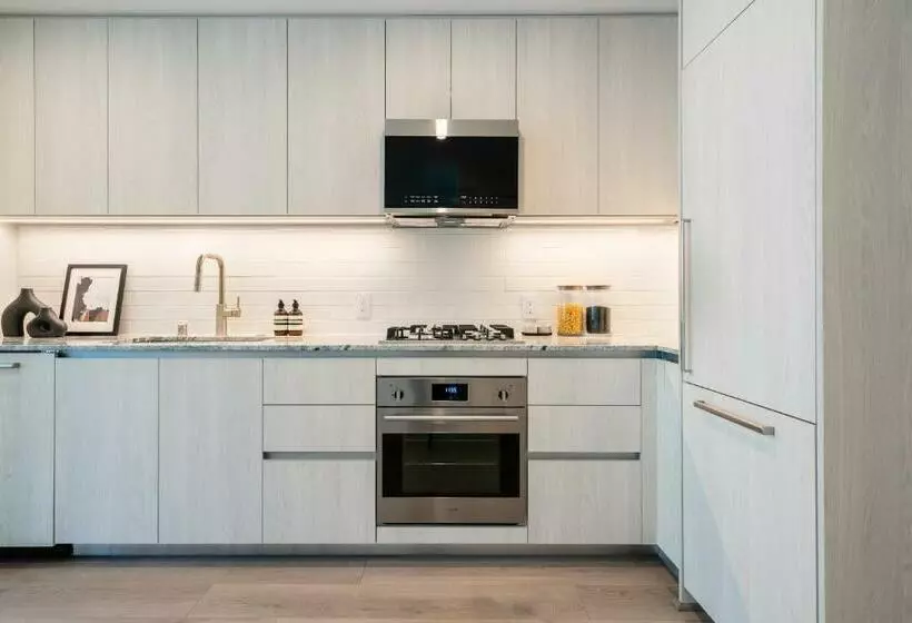 Hotelli Level Long Beach   East Village