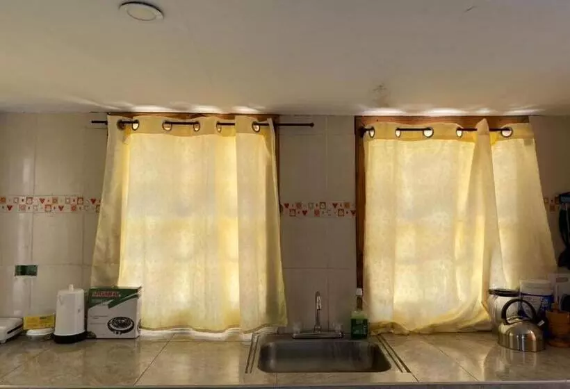 پانسیون Miss Titis Native Lodge