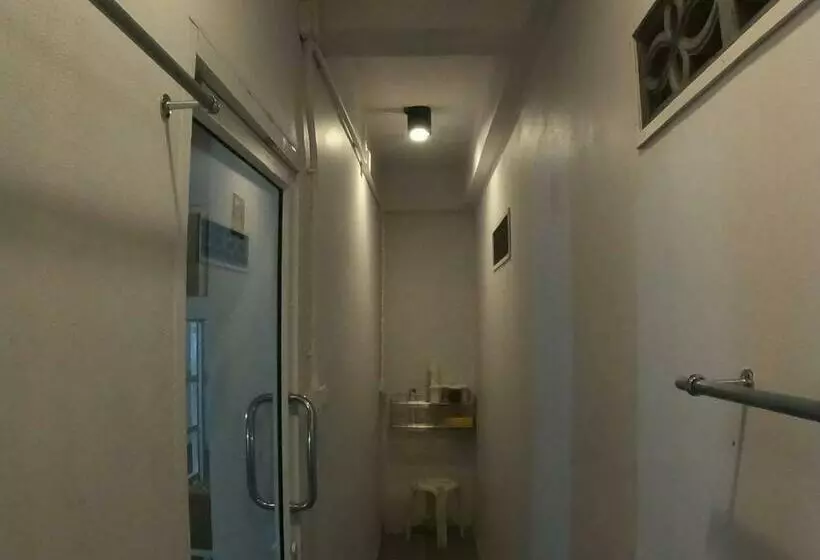 Sunsky Hostel