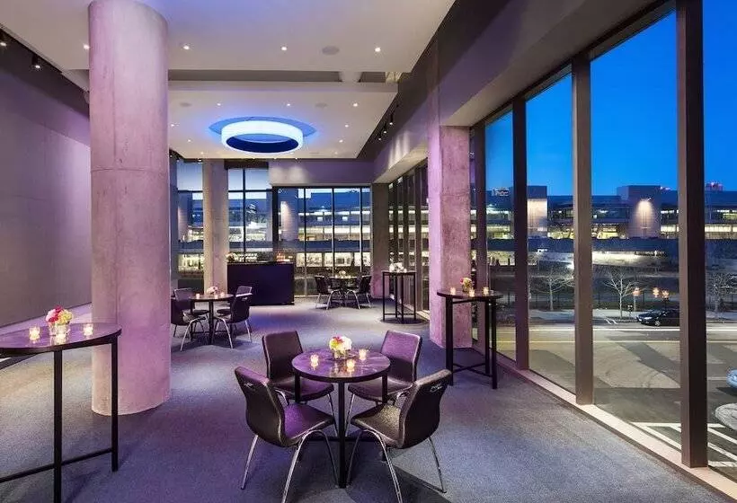 فندق Aloft Boston Seaport District