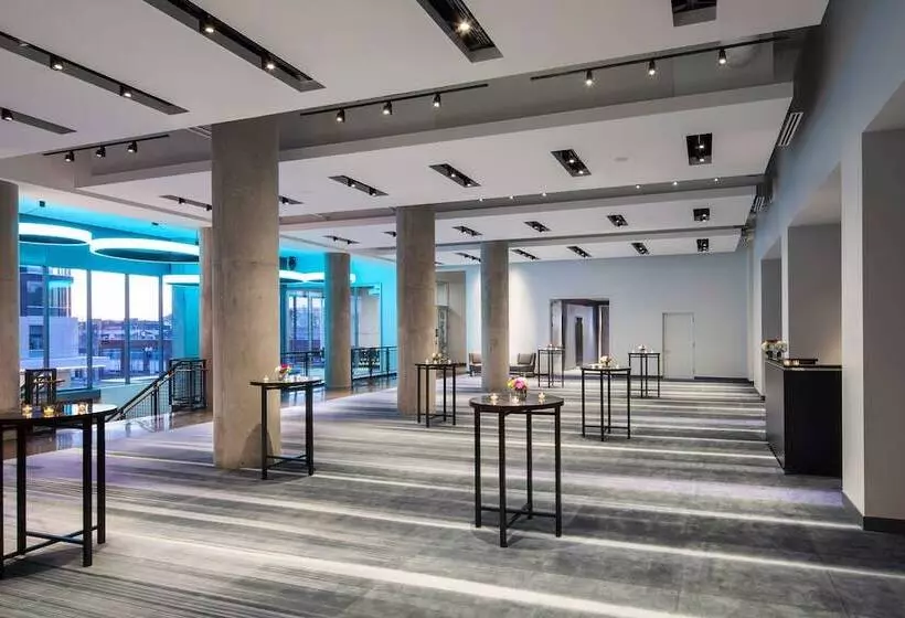 فندق Aloft Boston Seaport District