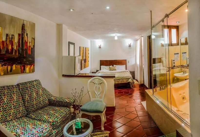 هتل Bahía Olivo Boutique & Spa