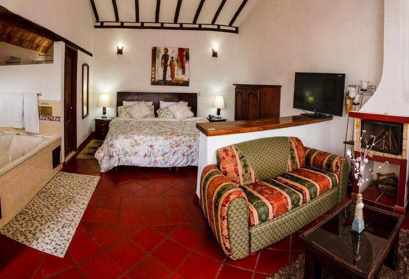 ホテル Bahía Olivo Boutique & Spa