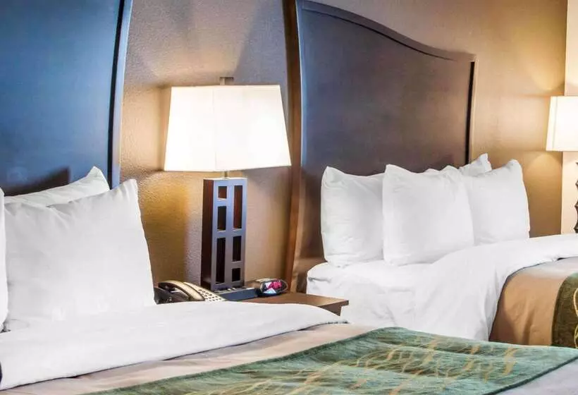 호텔 Comfort Inn & Suites Woodward