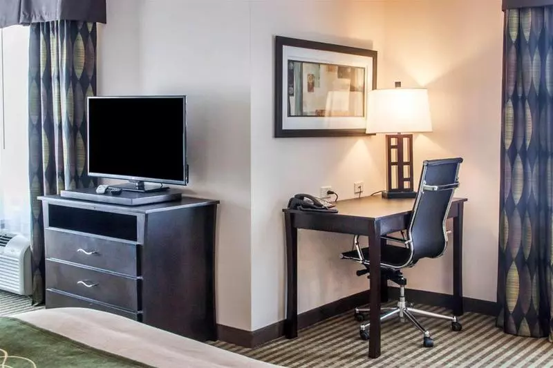 호텔 Comfort Inn & Suites Woodward