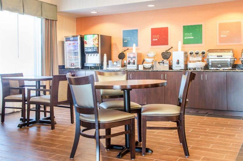 酒店 Comfort Inn & Suites Woodward