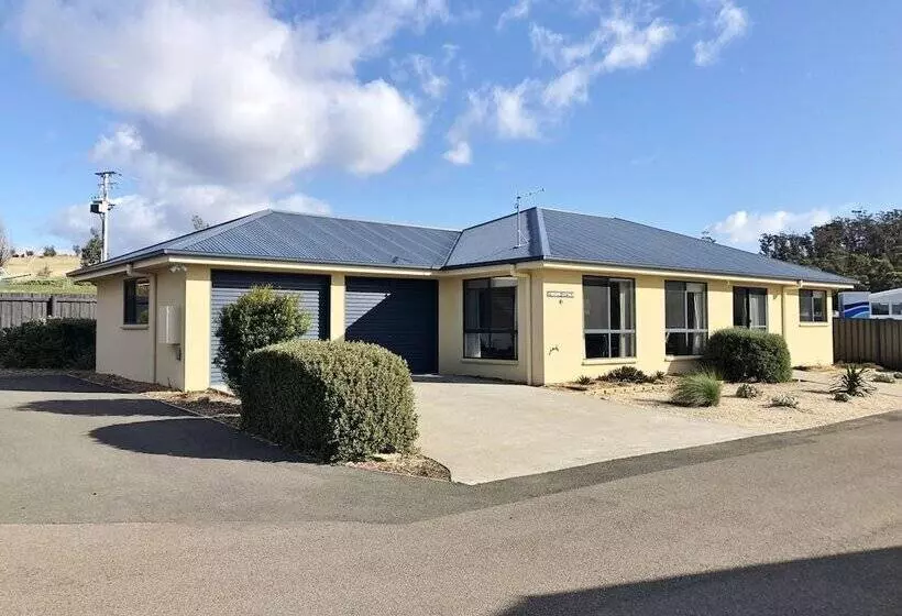 Отель Eastcoaster Tasmania