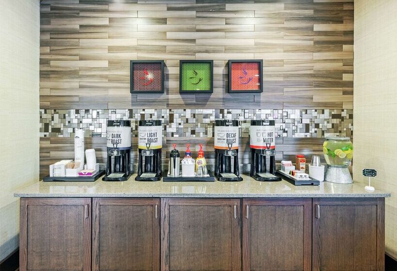 فندق Hampton Inn North Little Rock Mccain Mall