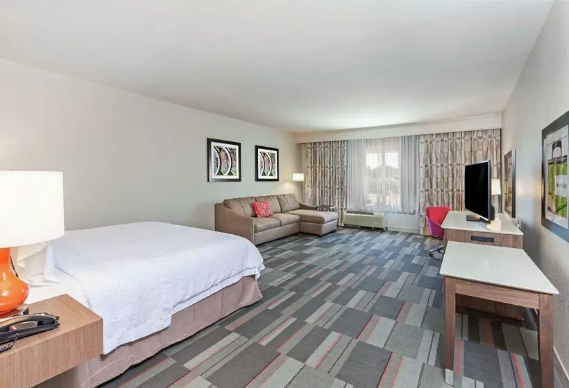 בית מלון כפרי Hampton Inn North Little Rock Mccain Mall