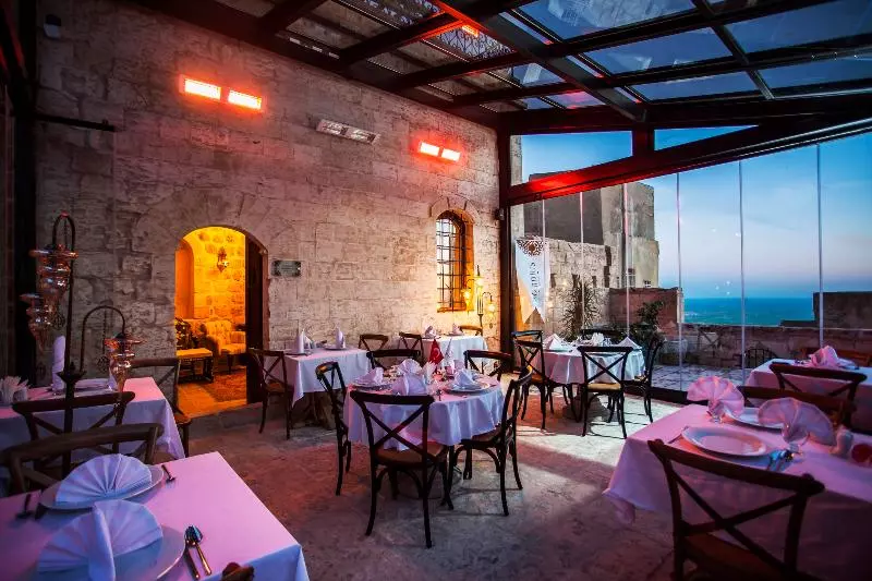 هتل Mardius Tarihi Konak