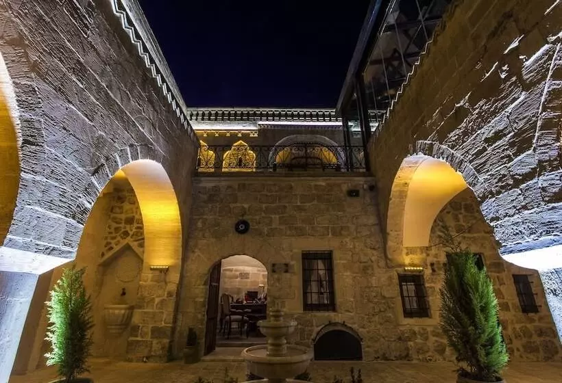 هتل Mardius Tarihi Konak