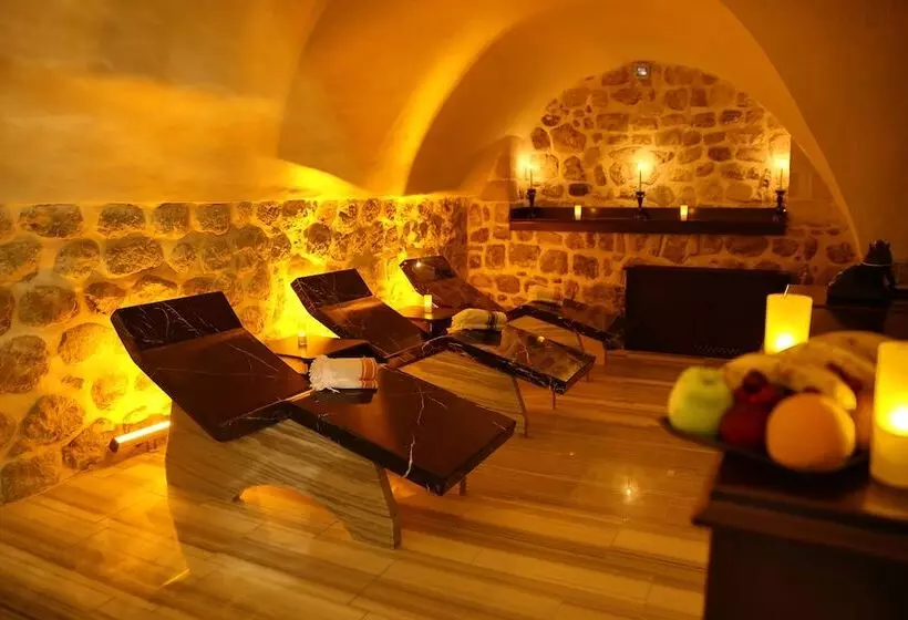 هتل Mardius Tarihi Konak