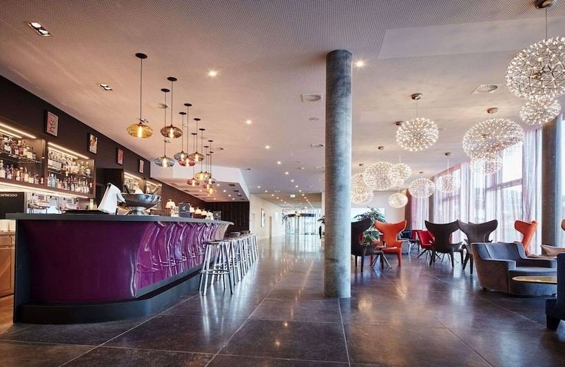 Modern Times Hotel, Vevey, A Tribute Portfolio