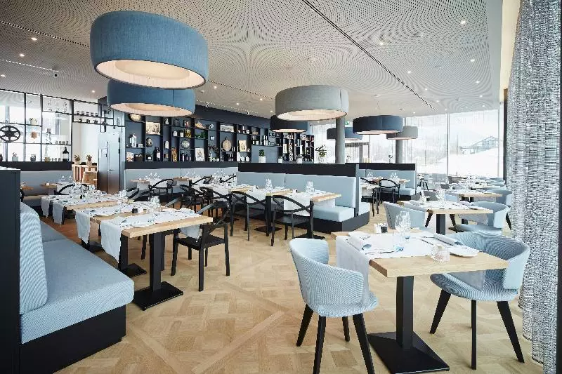 Modern Times Hotel, Vevey, A Tribute Portfolio