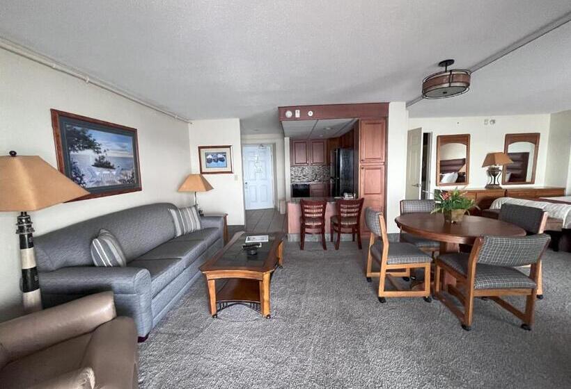 فندق Pinestead Reef Resort