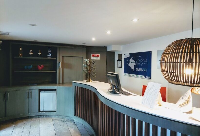 酒店 Viaggio Teleport City Suites