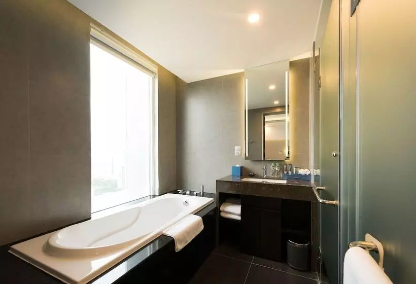 Novotel Suites Hanoi