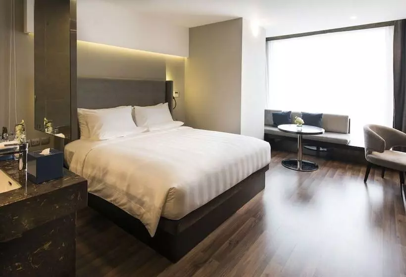 Novotel Suites Hanoi