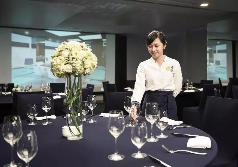 Novotel Suites Hanoi