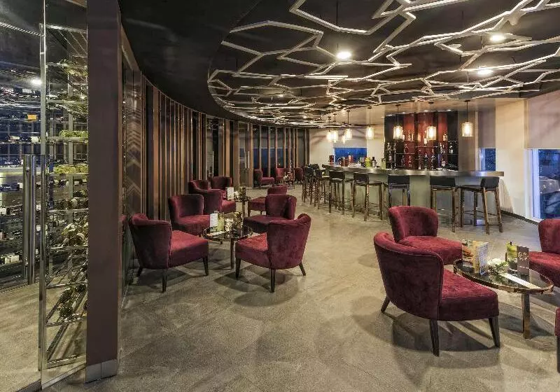 Novotel Suites Hanoi