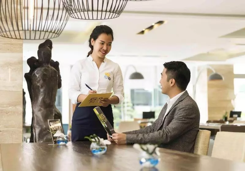 Novotel Suites Hanoi