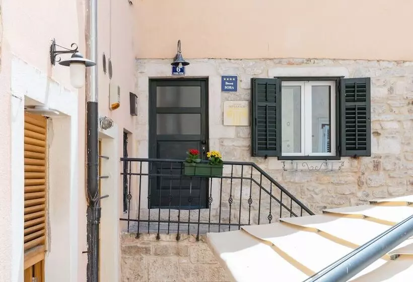 膳宿费 Guesthouse Imperator