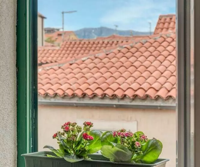 膳宿费 Guesthouse Imperator