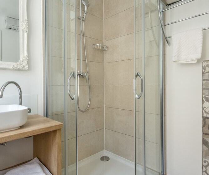 膳宿费 Guesthouse Imperator